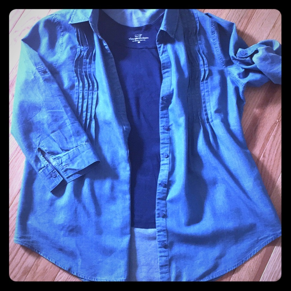 Classic denim shirt NWOT